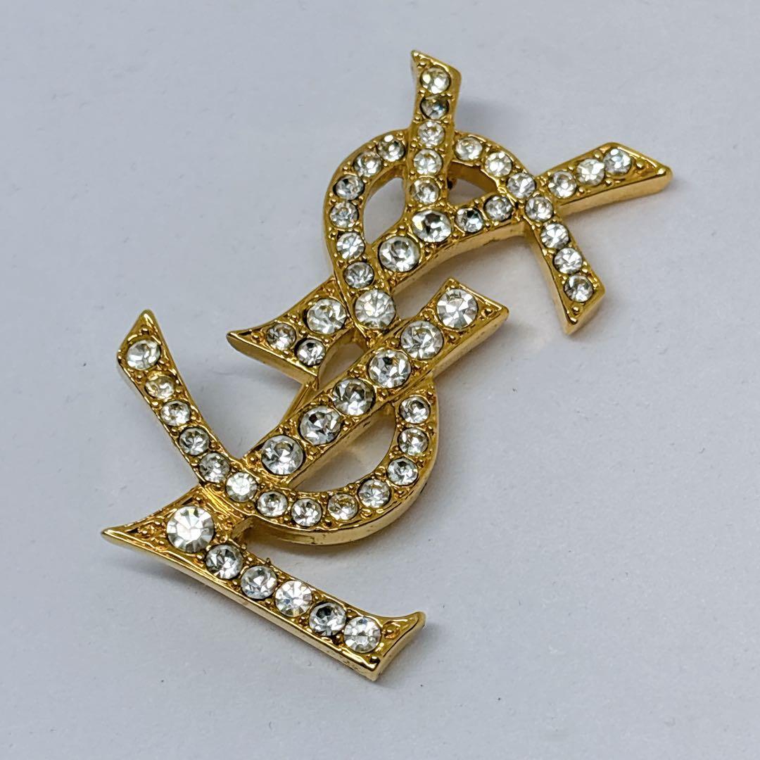 YSL イヴサンローラン ゴールド ラインストーン ロゴ ブローチ
