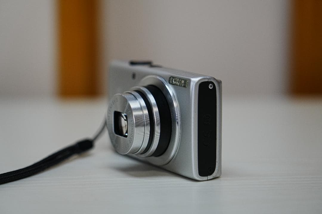 Canon IXY 100Fコンパクトデジタルカメラ シルバー