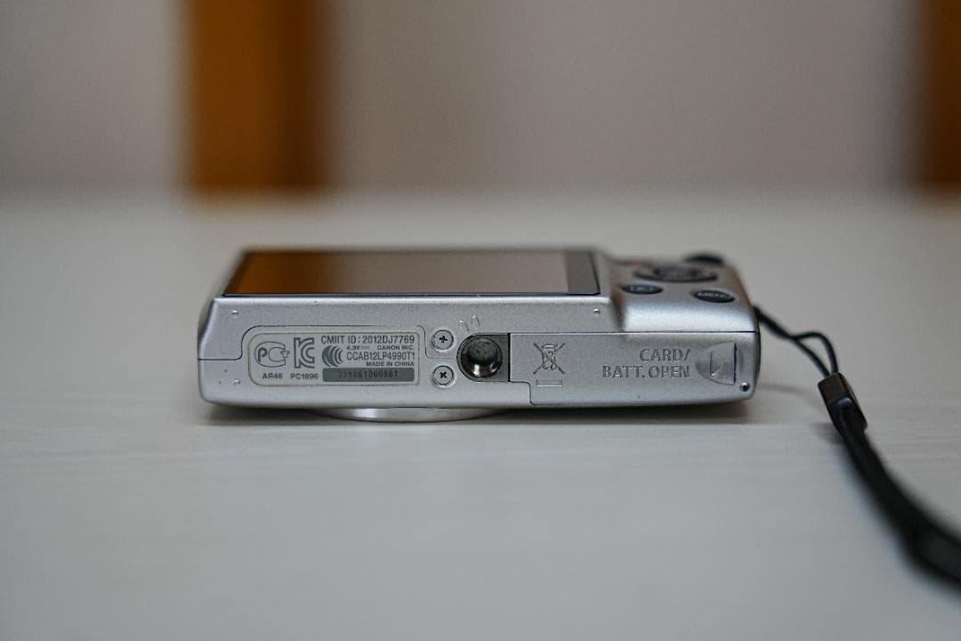 Canon IXY 100Fコンパクトデジタルカメラ シルバー