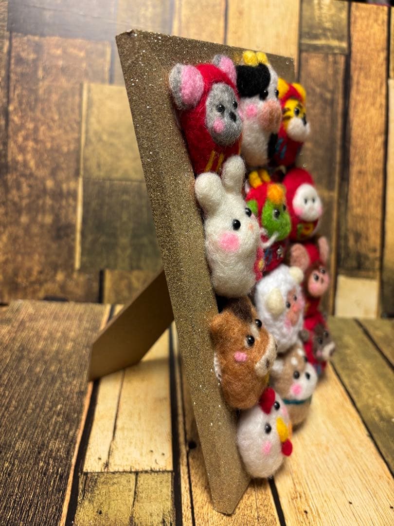 縁起飾り 十二支フレーム【羊毛フェルト・アクレーヌ】ゴールドラメフレーム／干支