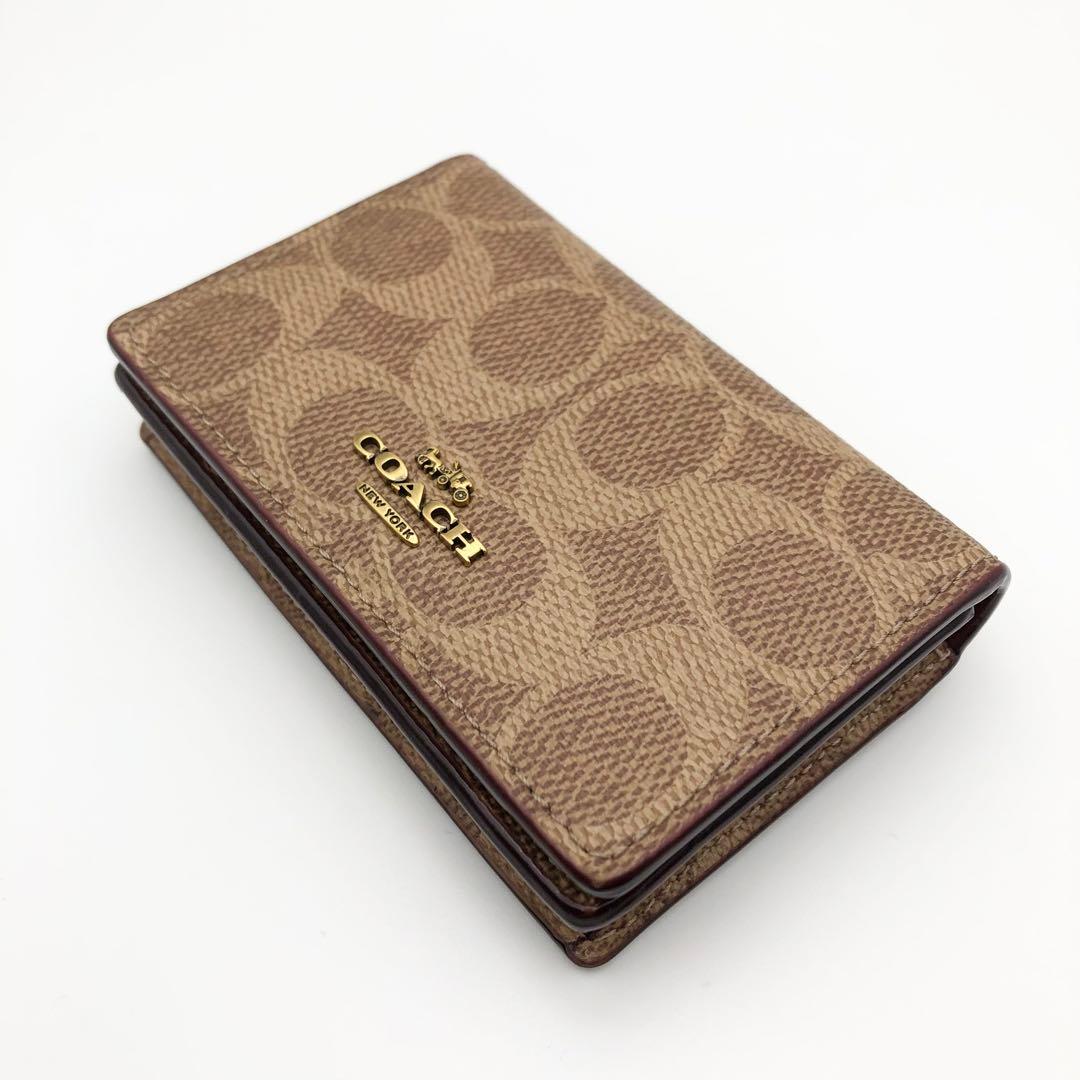 COACH ★大人気★ ビジネスカードケース シグネチャーキャンバス タン 新品