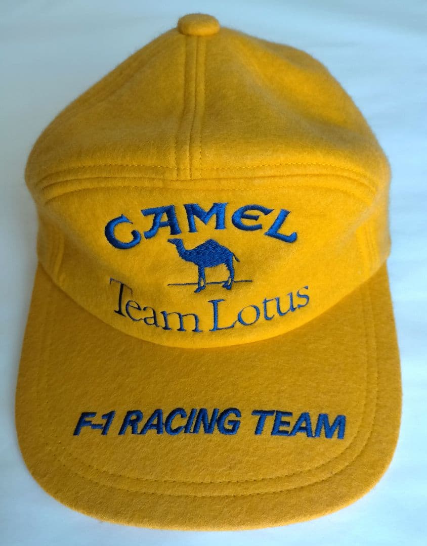 キャップ　F1 CAMEL