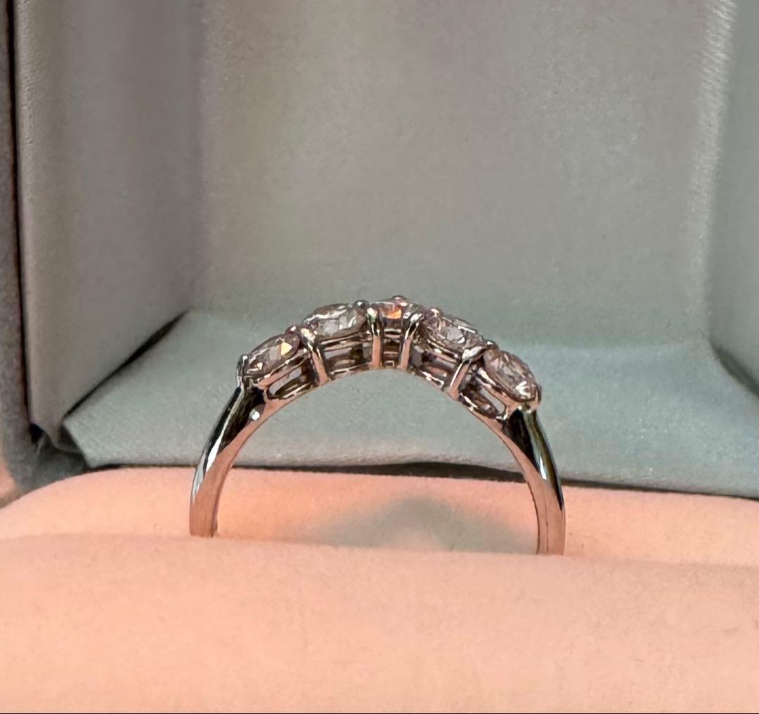 Pt900 ダイヤモンド V字 リング 1.00カラット　鑑別書付き