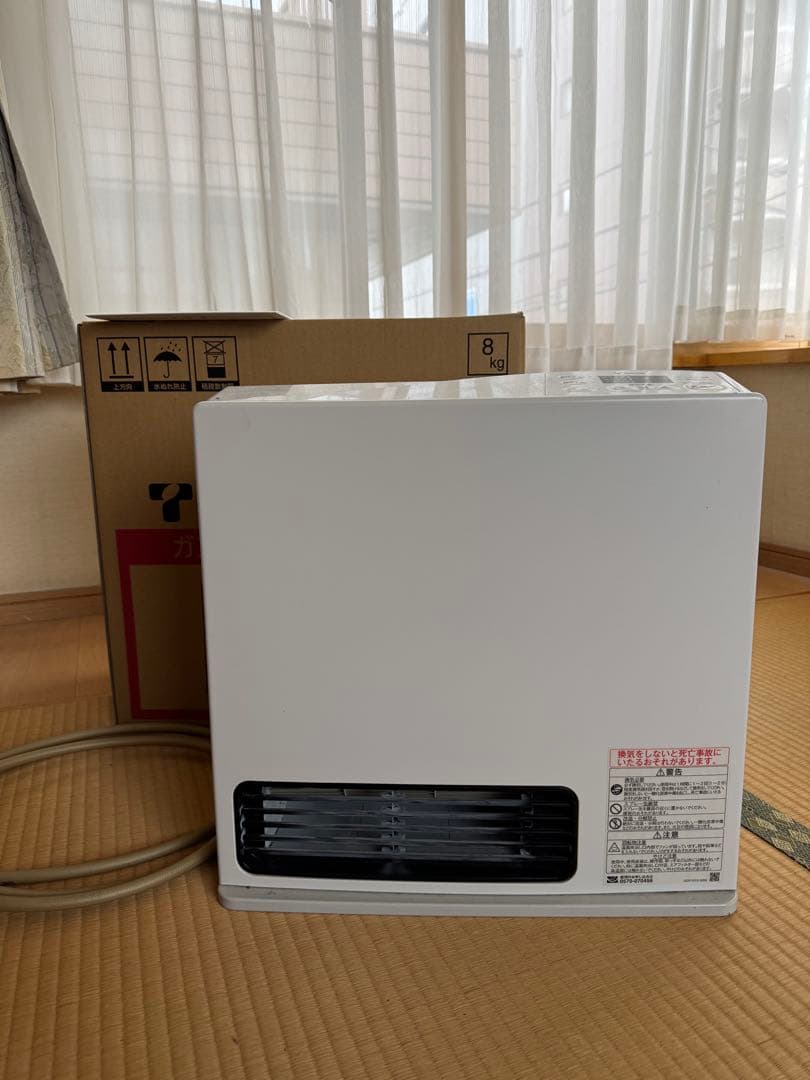 リンナイ　ガスファンヒーター　2021年製　ガスホース３m付き