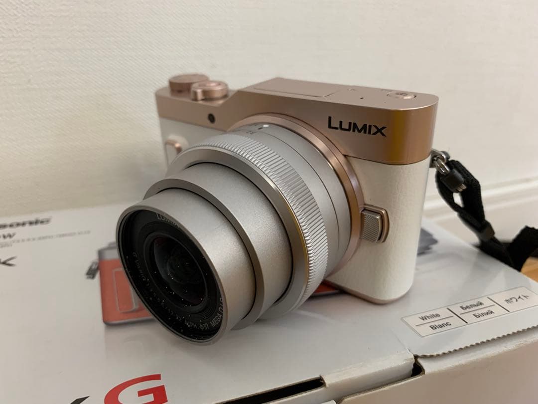 【美品】LUMIX G デジタルカメラ／ダブルレンズキット DC-GF10W