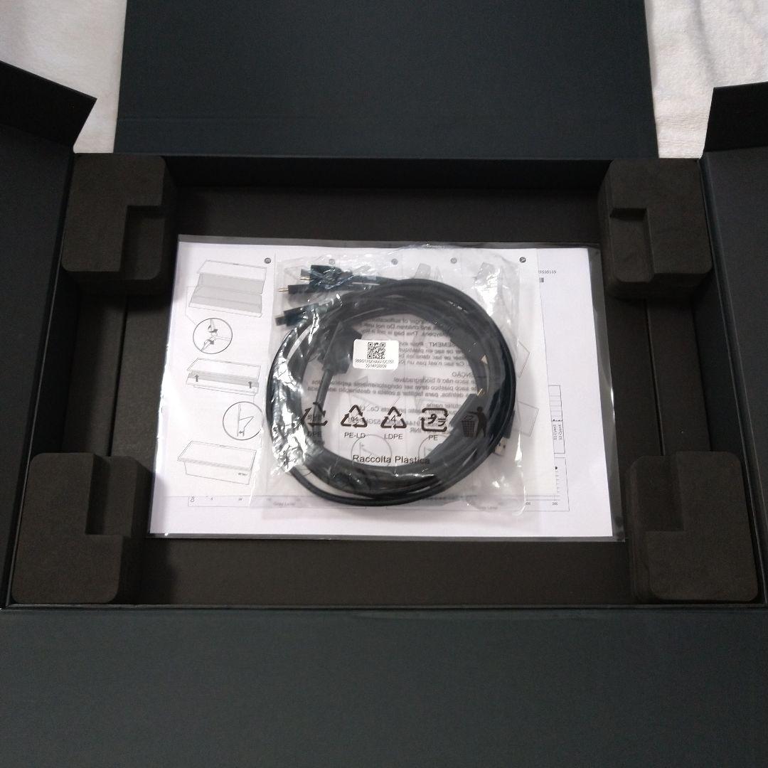 ASUS モバイルモニター ZenScreen OLED MQ16AH