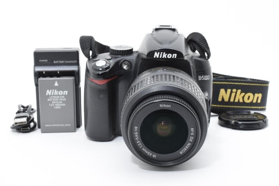 【大人気】 Nikon ニコン D5000 レンズセット デジタル一眼カメラ