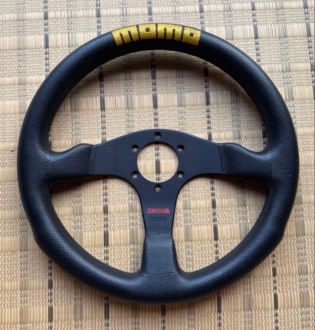 【 美品 】MOMO Competition D35 ステアリングホイール