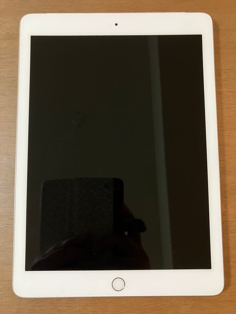 【最大容量100%】iPad 第6世代 Wifi+Cellular 32GB