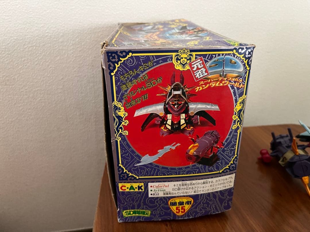 30年以上前　元祖SDガンダムワールド 剣付き