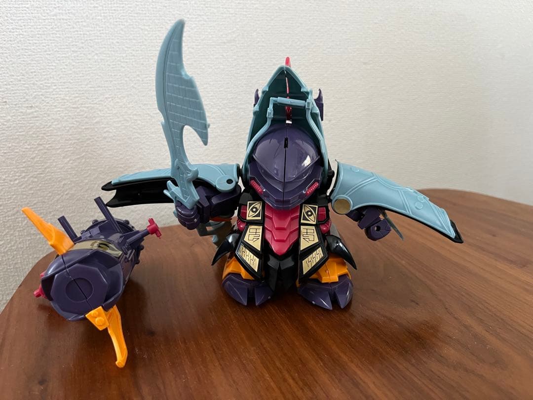 30年以上前　元祖SDガンダムワールド 剣付き