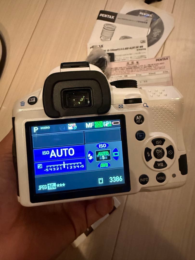 PENTAX デジタル一眼レフ ホワイト　K-30 FISHEYE レンズ