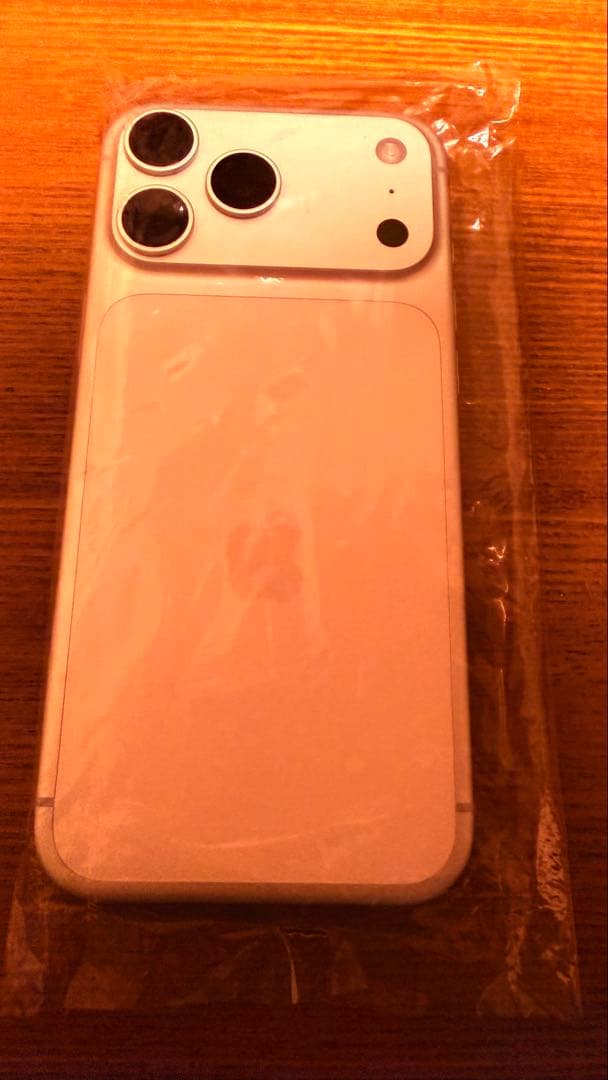 【新品】SIMフリー iPhone 17 Pro Max 2TBシルバー 本体