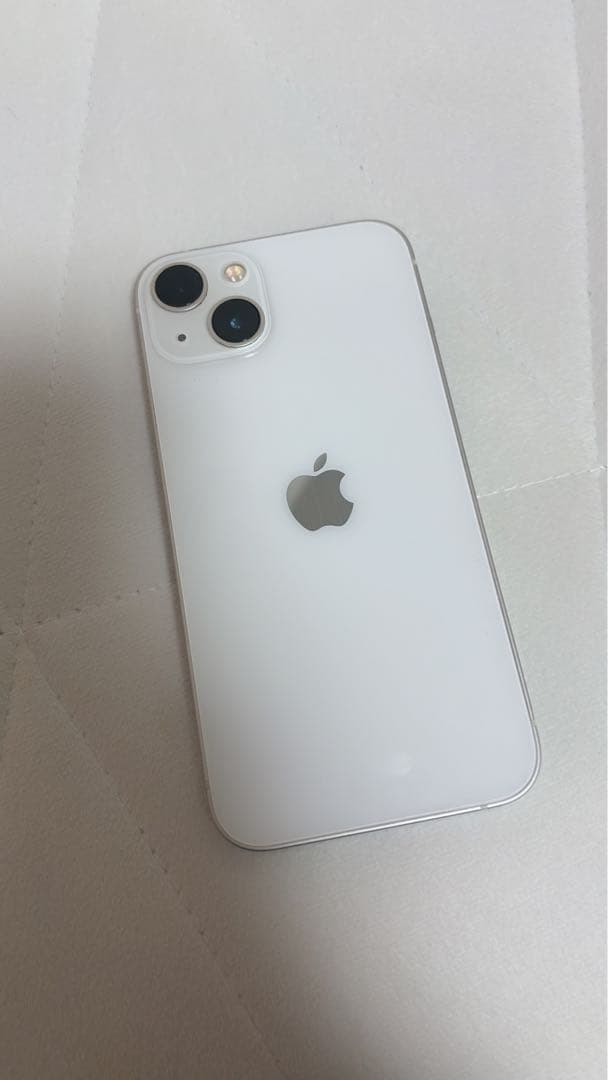 iPhone 13 128GB 本体 スターライト