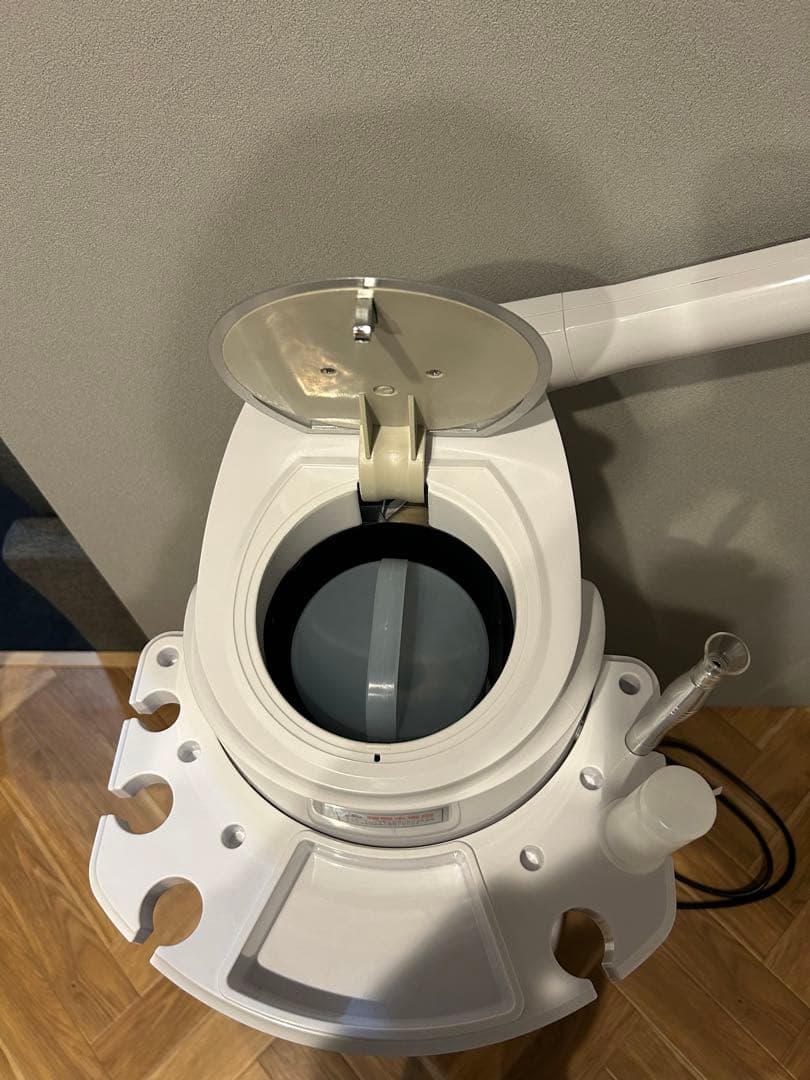 【中古品】ビューティーガレージ　複合フェイシャルスチーマー　ホワイト