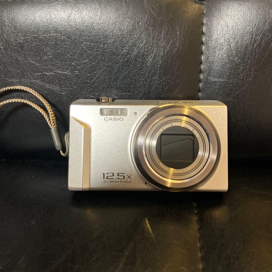 CASIO EXILIM 12.5X デジタルカメラ