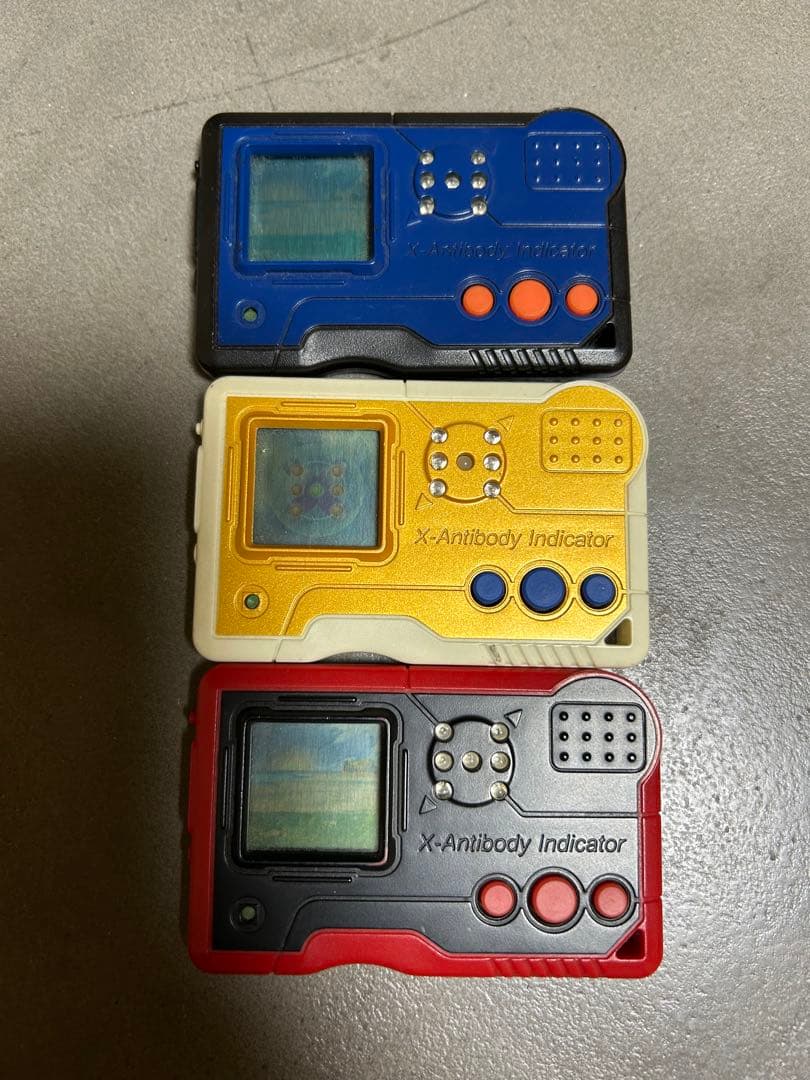 デジモンペンデュラムエックス3.0イエロー&ブルー　3個セットまとめ売り