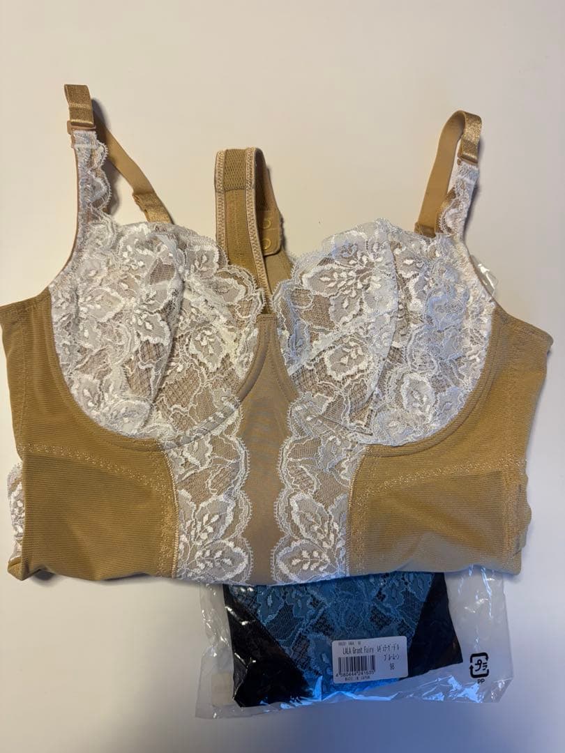 【新品】グラントイーワンズ Tバックボディスーツ E90LL