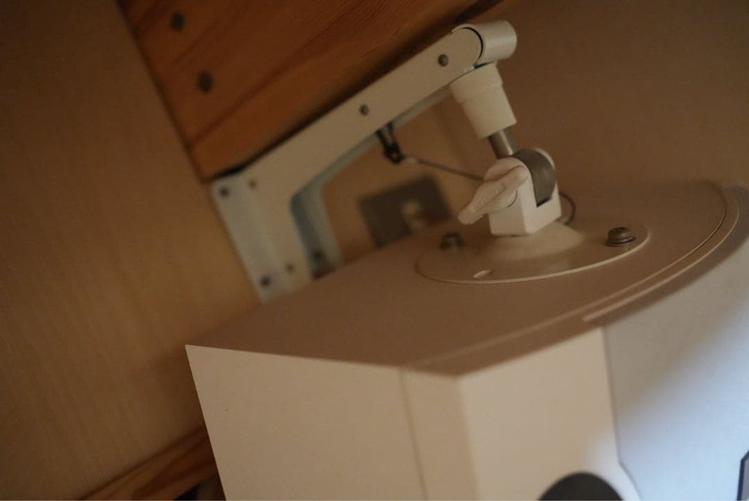 Bose スピーカー 301V-W (ホワイト) 取り付け用ブラケット付き