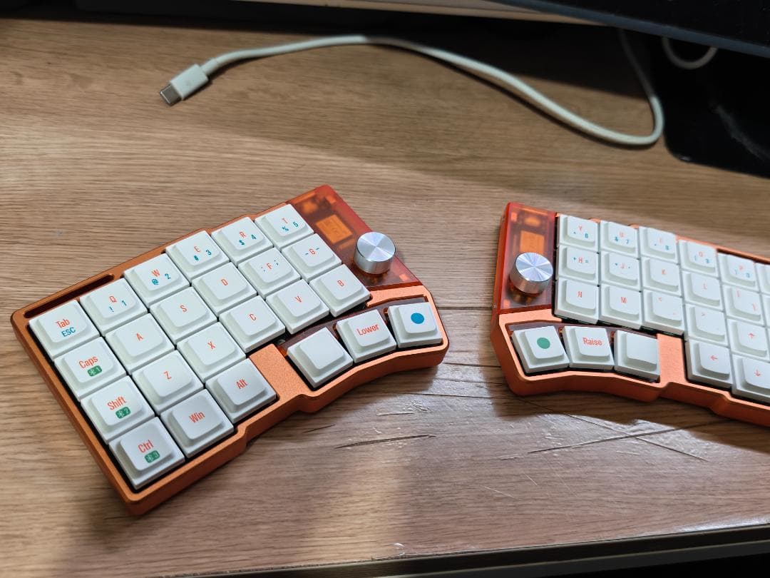 Cornix LP分割キーボード 特別カラーオレンジ色