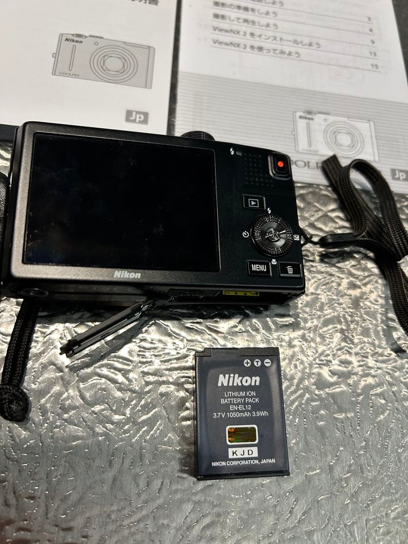 Nikon COOLPIX 8100 デジカメ