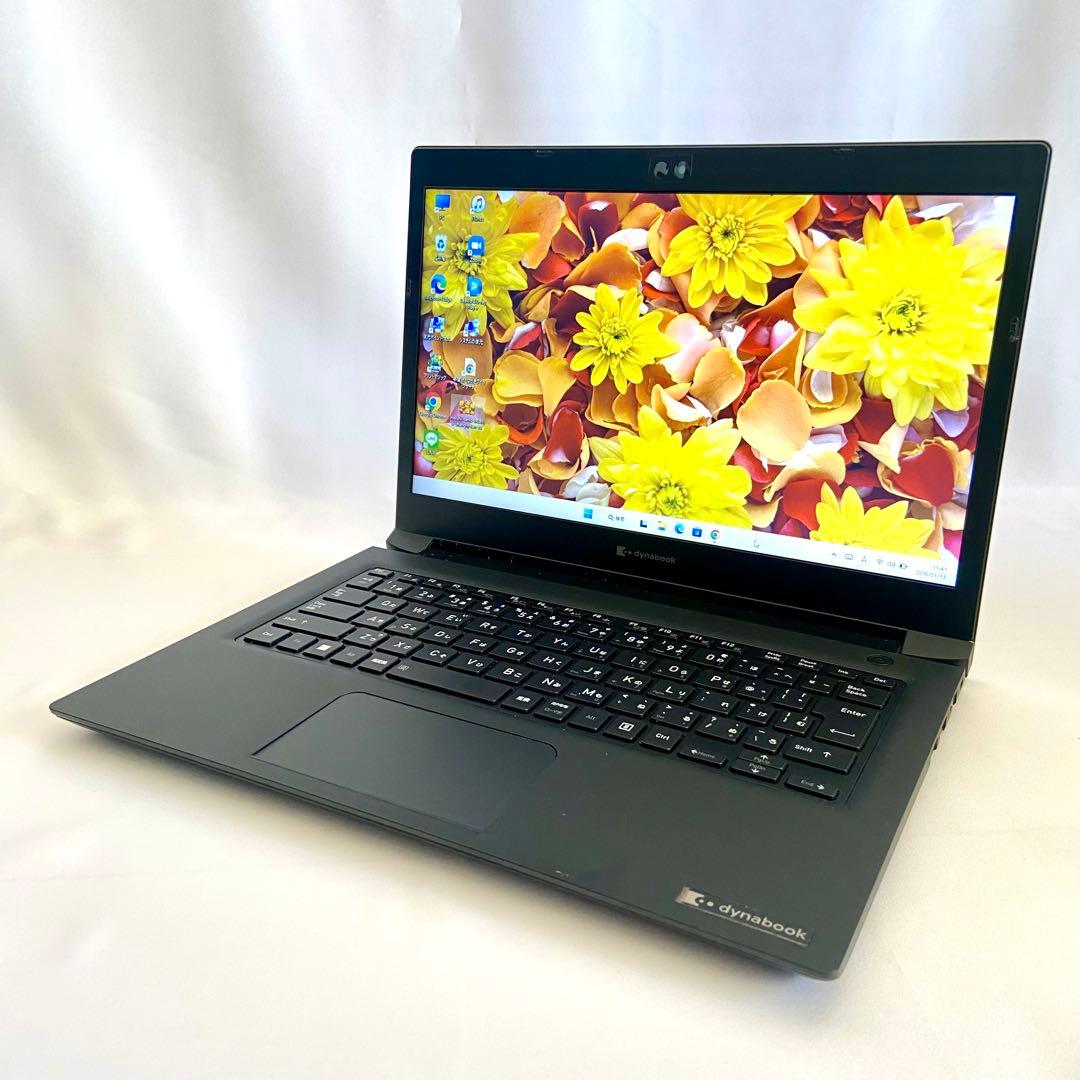 Windows11 13.3型 i5薄型 dynabookノートパソコン カメラ