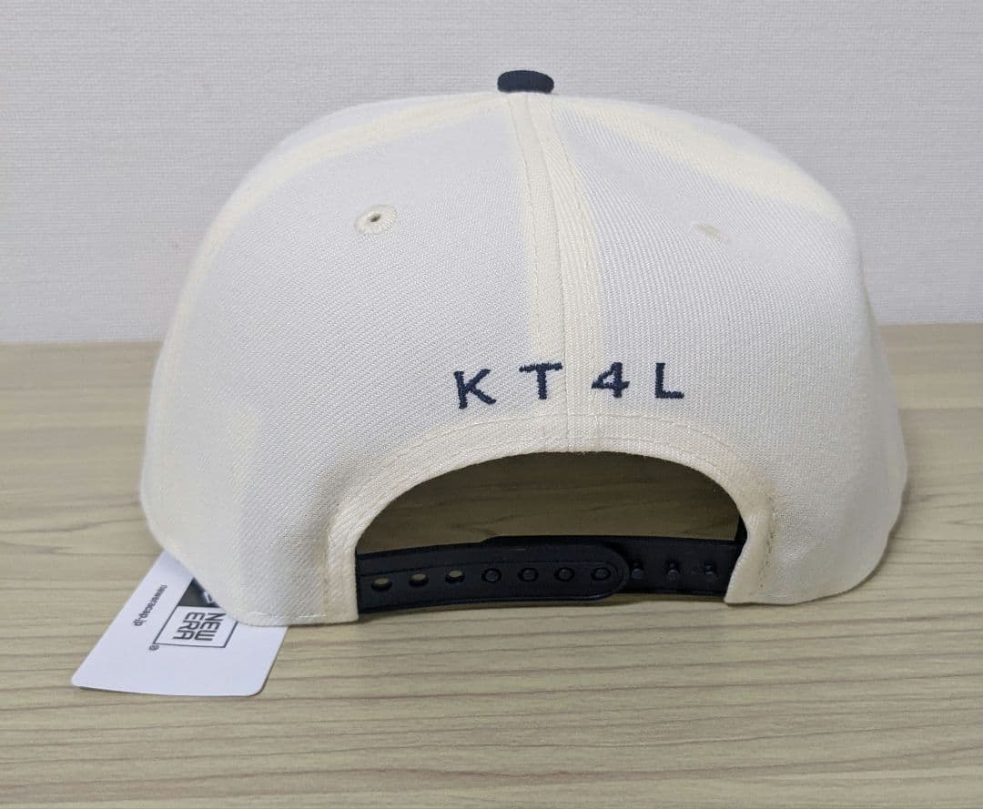 KANDYTOWN ベースボールキャップ ホワイト/ネイビー