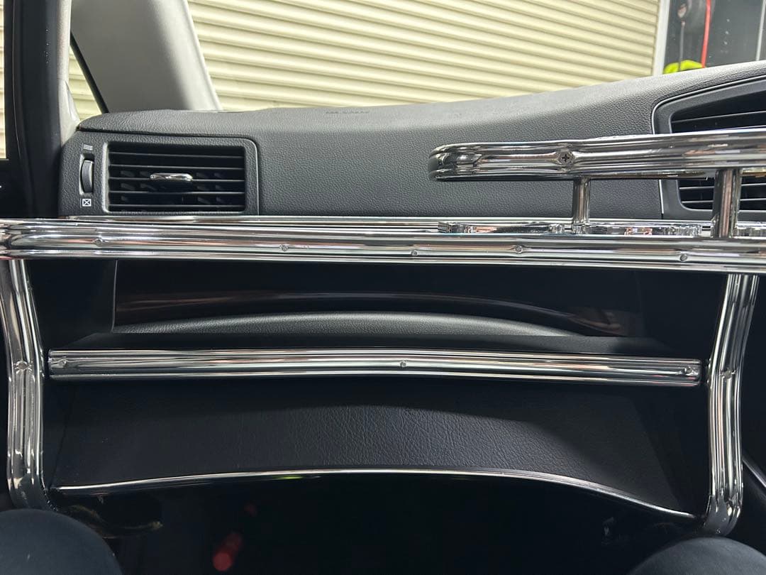 ryo0314　ギャルソン　DADフロントテーブル　エルグランド E52