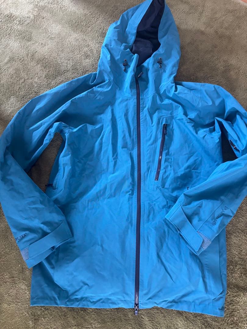 Burton [ak] フード付きジャケット 青