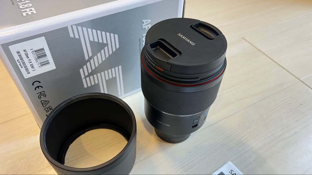 値下げ！！SAMYANG AF 135mm F1.8 FE レンズ
