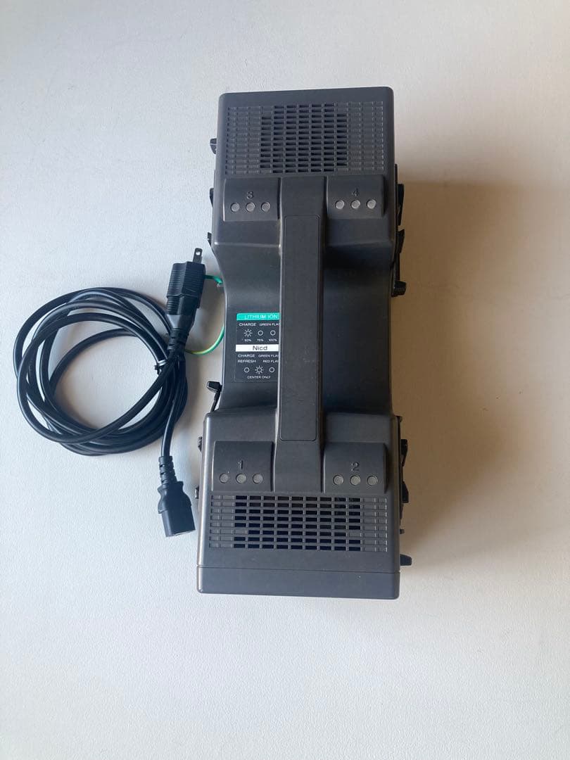 Vマウントバッテリーチャージャー　SONY BC-L100