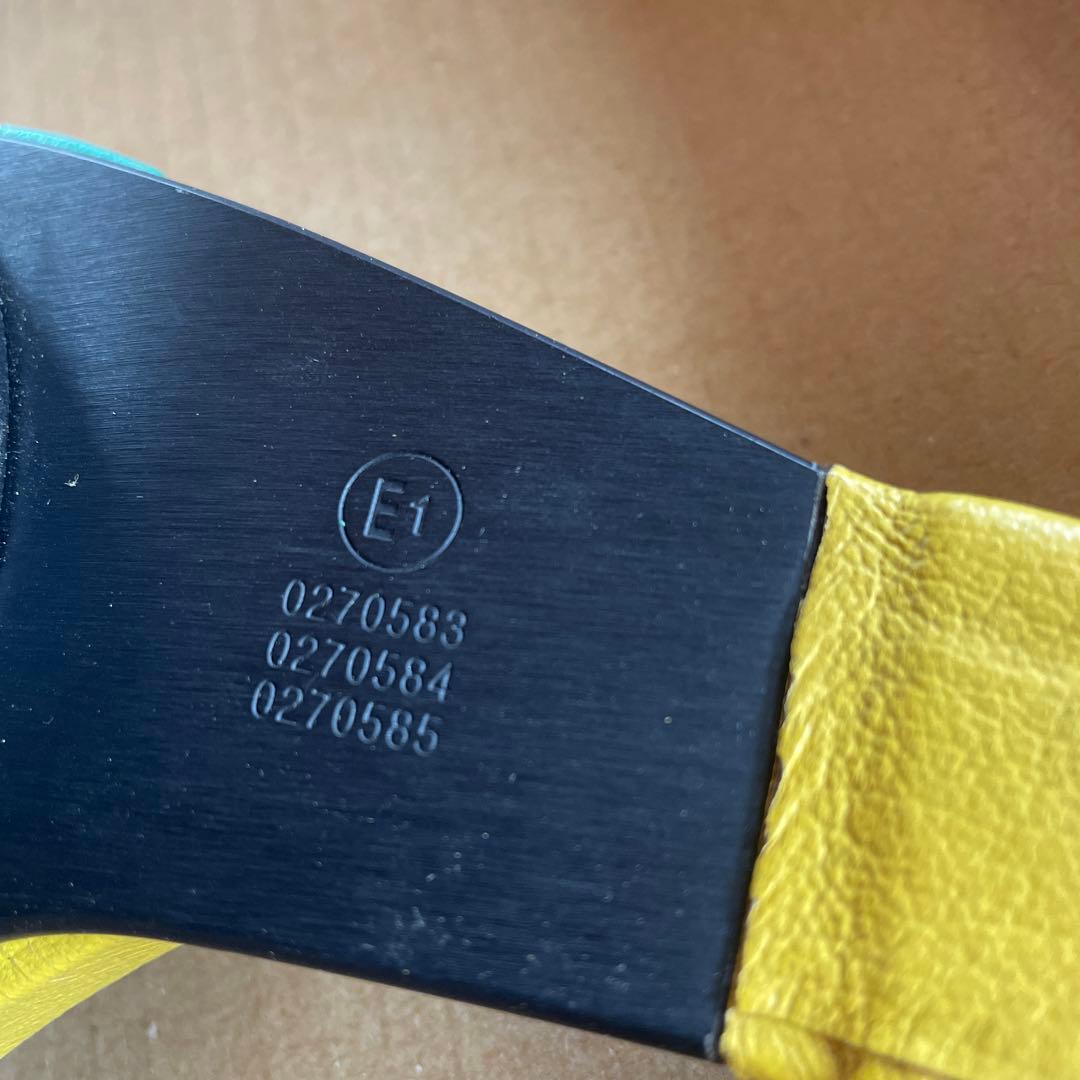 momo モモベネトンF1 TEAMステアリングハンドル