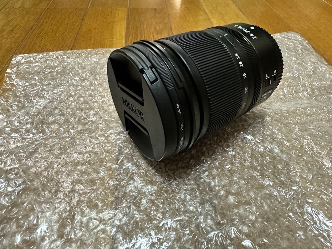 ニコン　NIKKOR Z24-70mm f/4 ズームレンズ