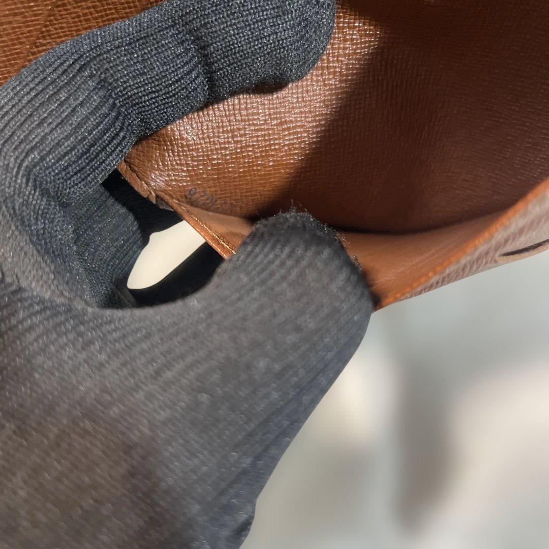 ルイヴィトン 長財布 二つ折り 札入れ モノグラム レザー 美品