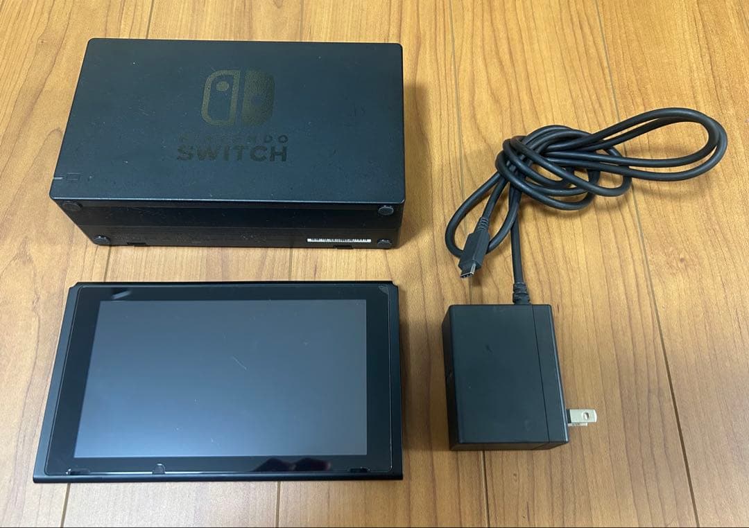 Nintendo Switch 本体 ブラック ドック ACアダプター付き