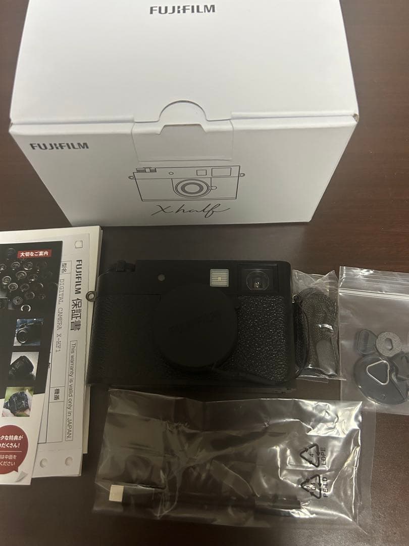 FUJIFILM X half ブラック (美品) コンパクトデジカメ
