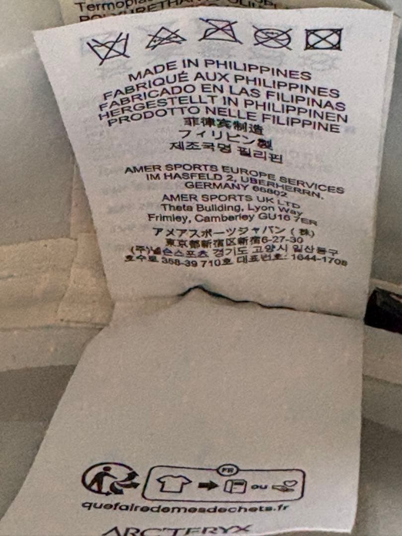 ARC’TERYX Granville Crossbody Bag 黒