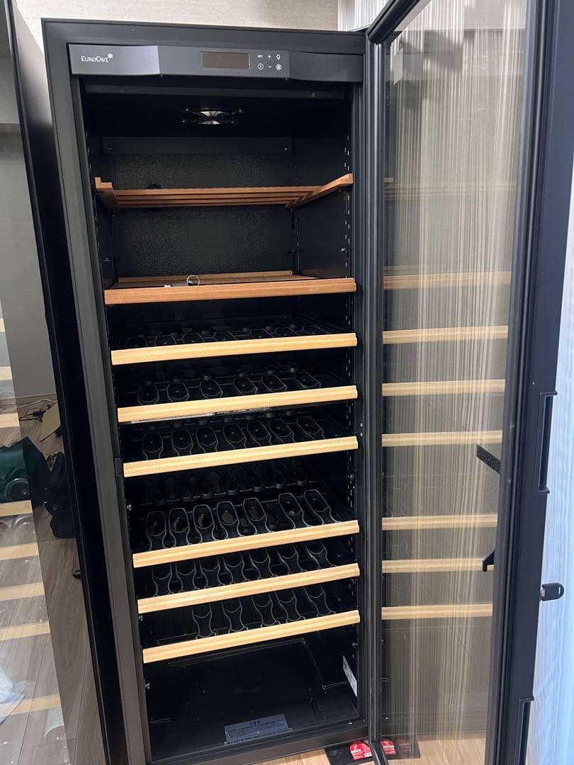 ユーロカーブ　ワインセラー