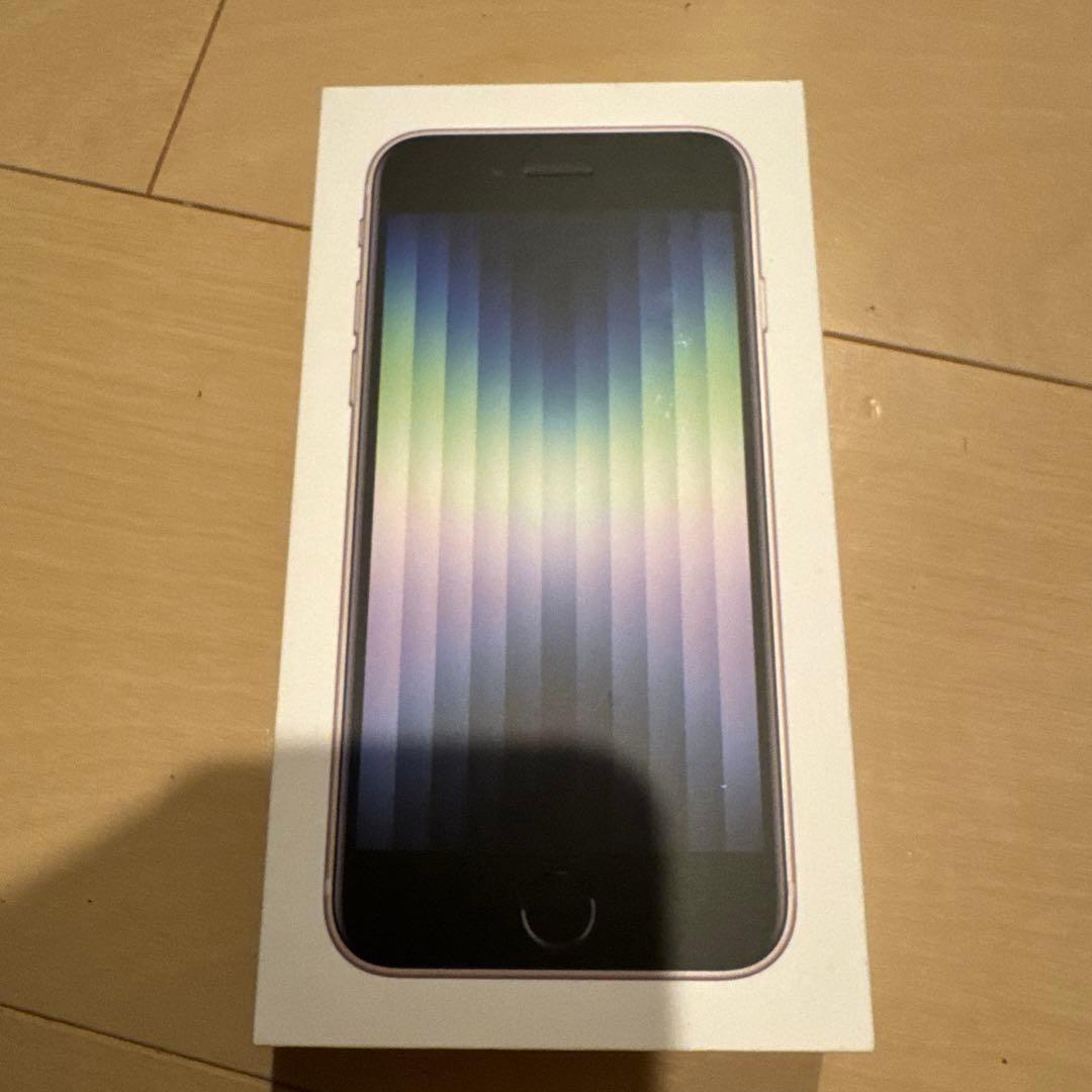 iPhone SE 3 64GB 未使用