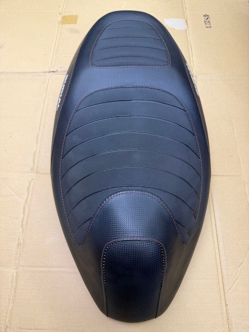 シグナスX3型　BURIAL ローダウン　スポルティブシート