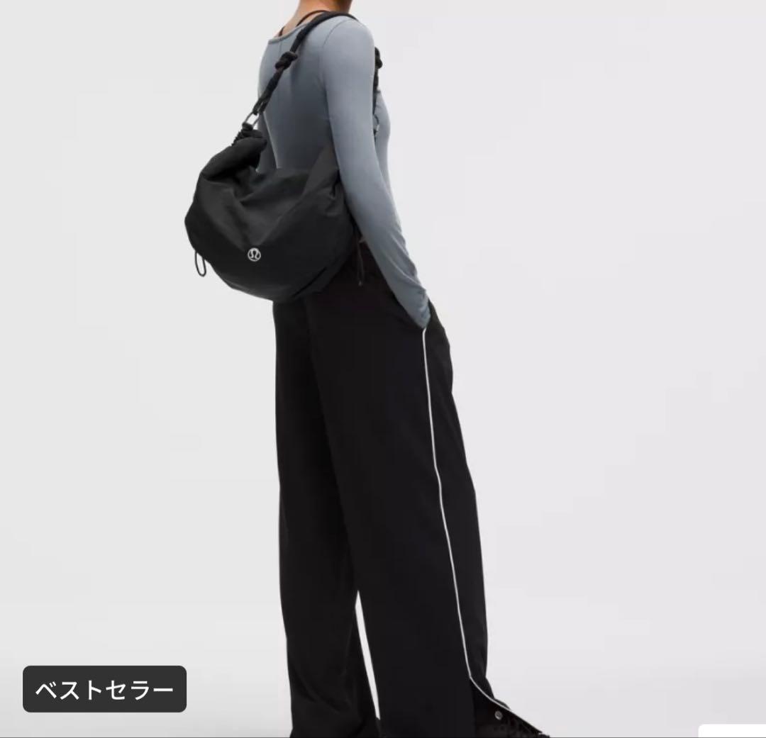 Lu Lu Lemon ボディーバック