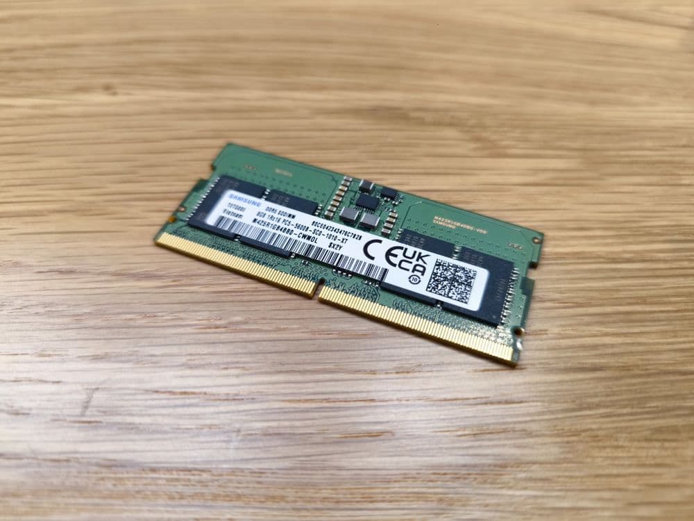 DDR5 8GB 5600MHz SO-DIMM（Samsung）メモリ