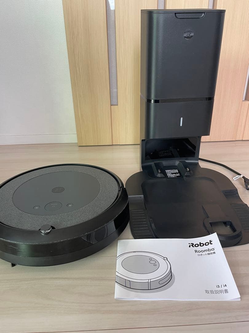 Roomba 自動ゴミ収集機能付き　i3+