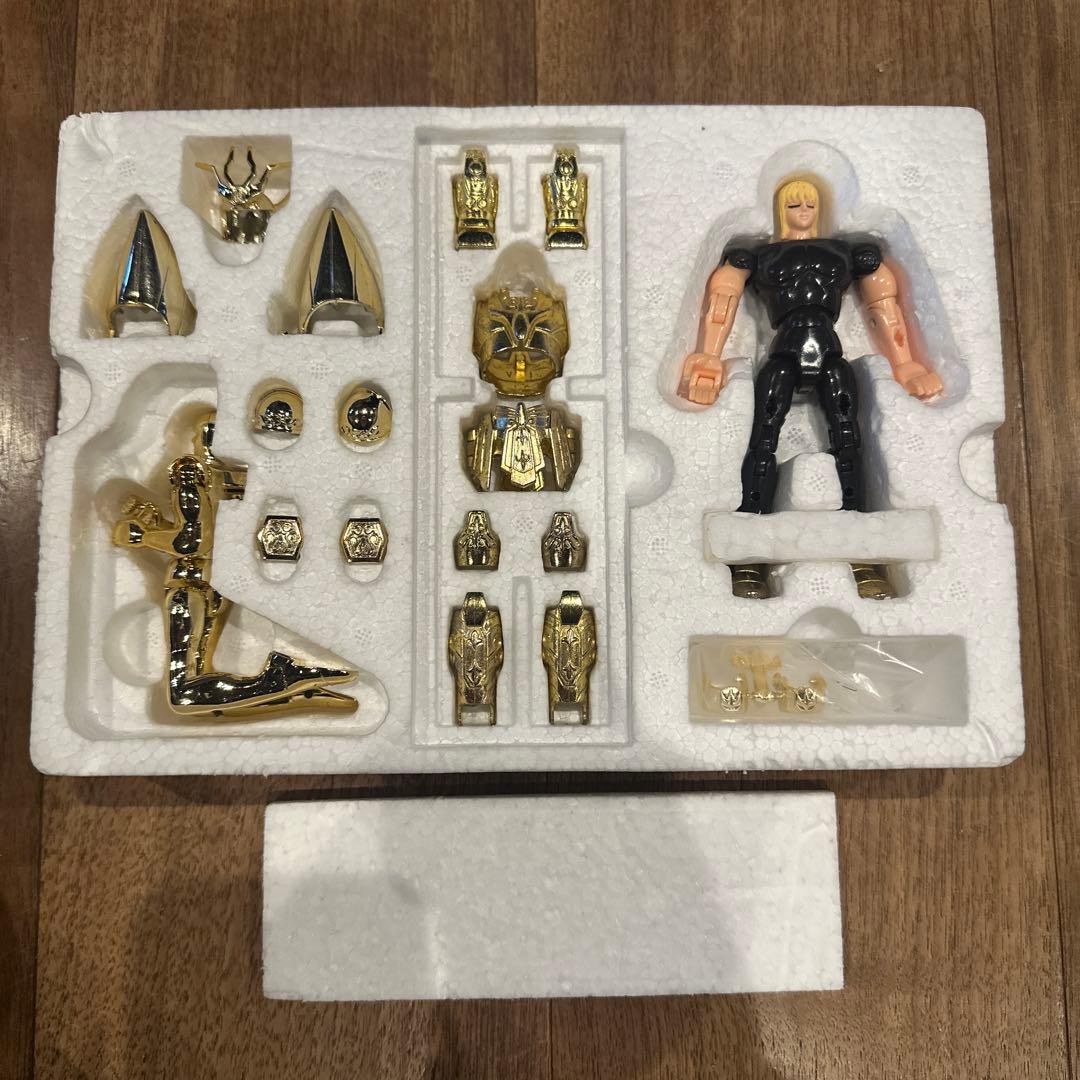 聖闘士星矢 バルゴンクロス バンダイ