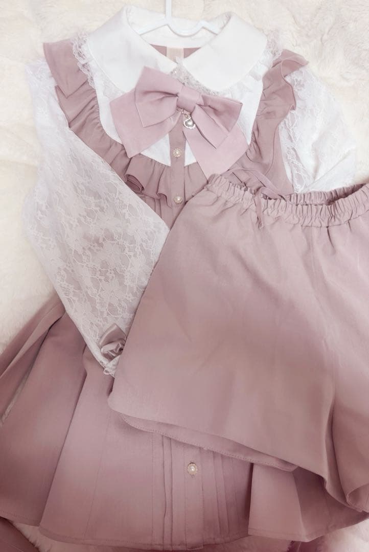 Secret honey 袖レースピンタックフリルヨーク切替セットアップ