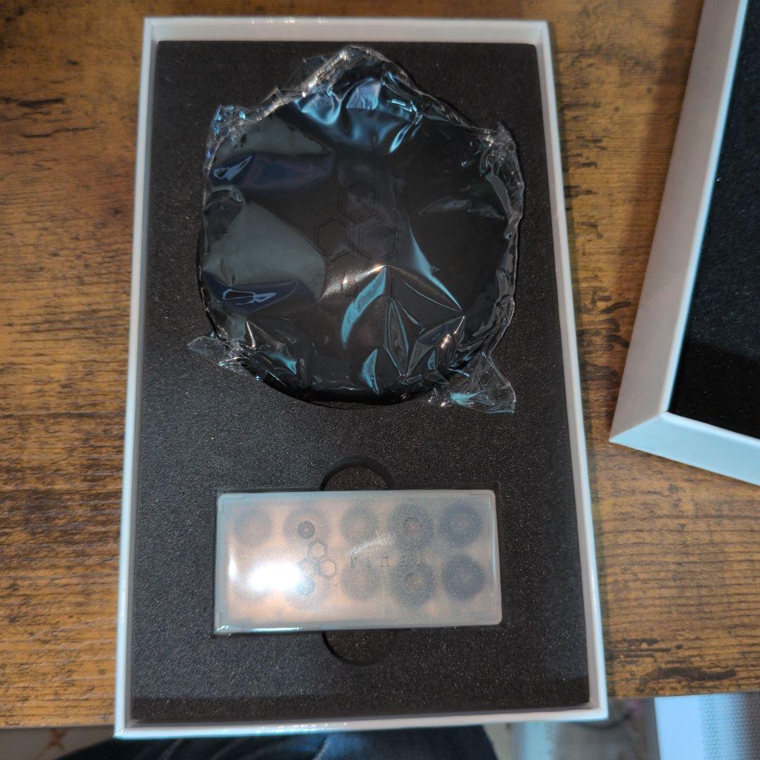 final A4000 ダークネイビー イヤホン