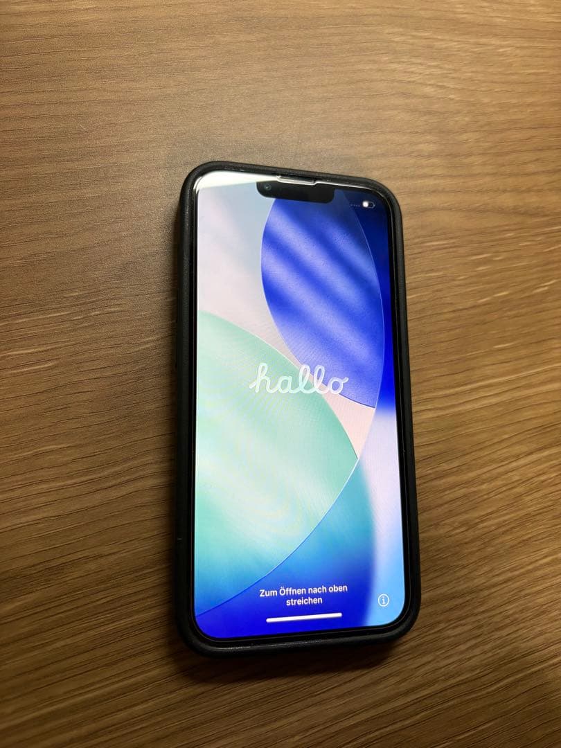 iPhone 13 128GB Simフリー 背面割れ 画面無傷