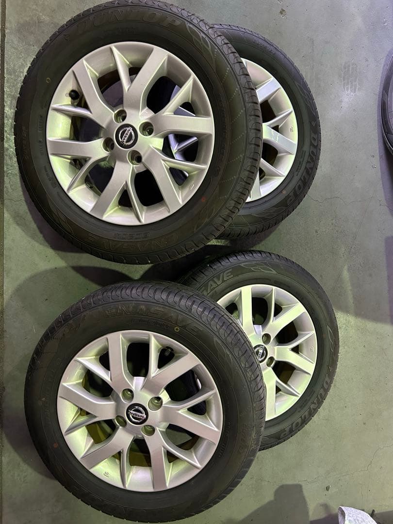 ダンロップ　185/65R15 4本セット