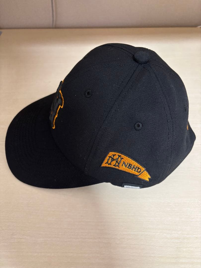NEIGHBORHOOD ベースボールキャップ ブラック・ゴールド