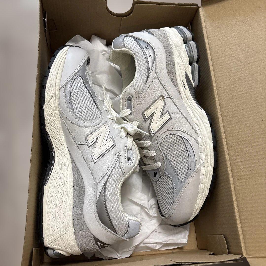 New Balance スニーカー M2002RPP